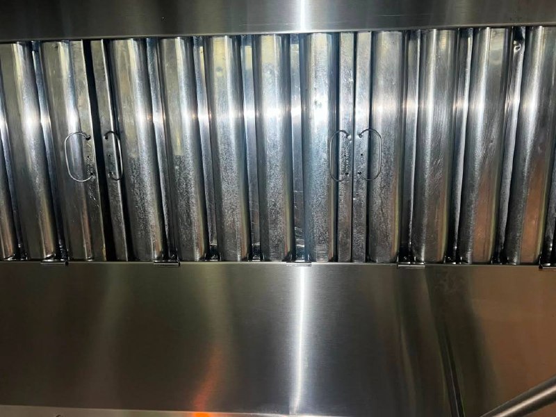 Hood filters after cleaning